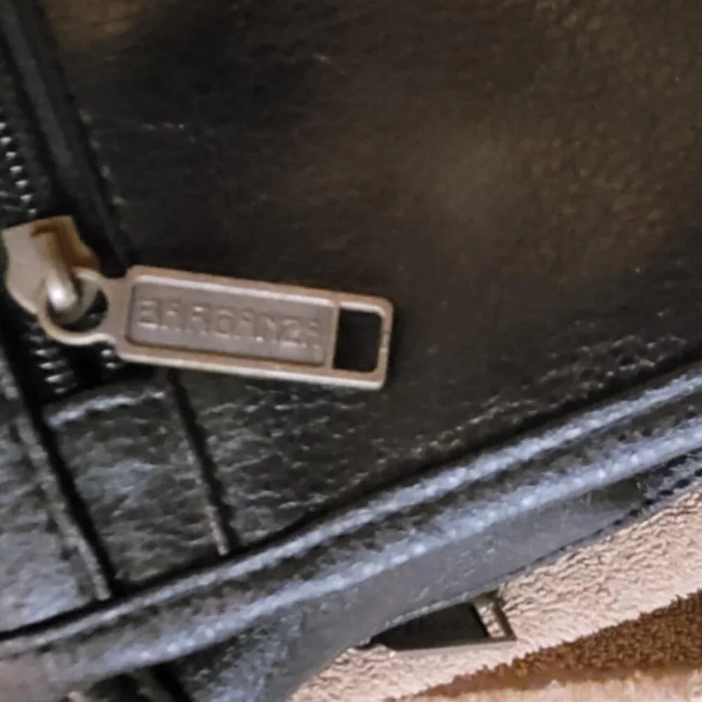 Barganza overnight shoulder bag